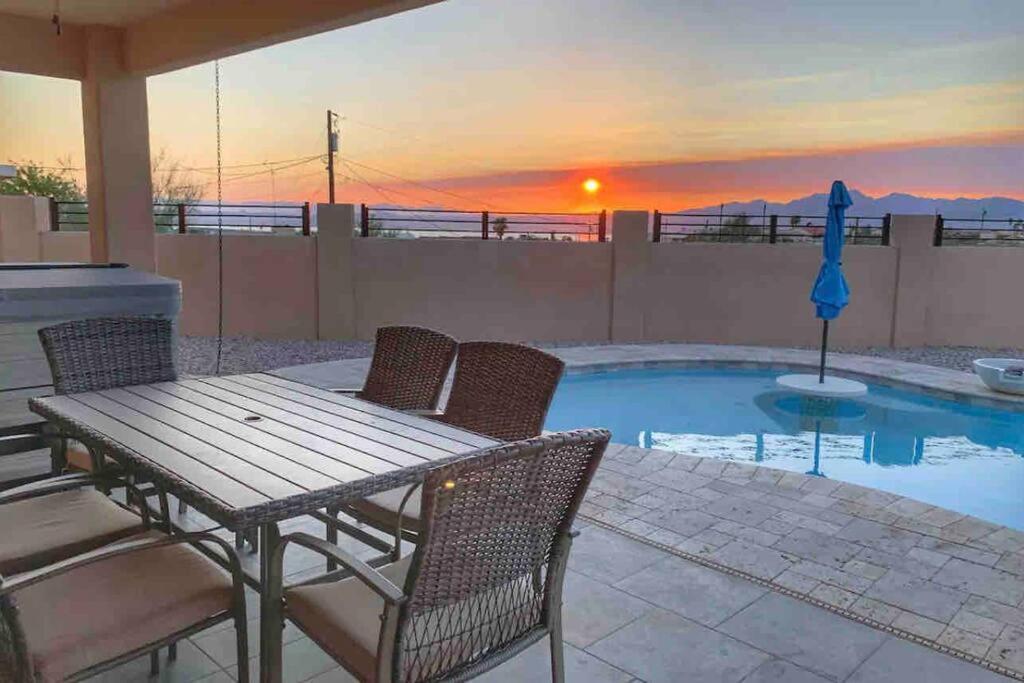 Luxurious Retreat! Pool, Spa, Gym&View Lake Havasu City Extérieur photo